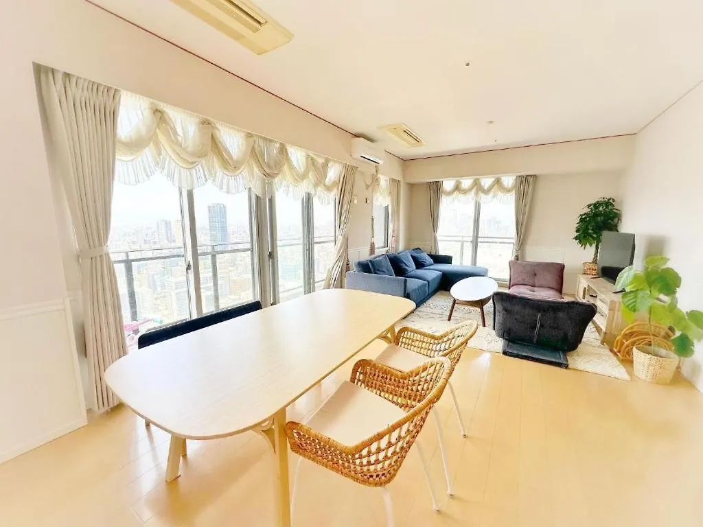 Luxury 3 Bedroom Namba Skyscraper - 400 Ft High & 300 Sq Ft Wrap Around Balcony - 112 Sq Meters - 1,200 Sq Ft - Parking - 180 Degrees City Views - 2024 Toyota Voxy Can Be Packaged With Osaka 0*,