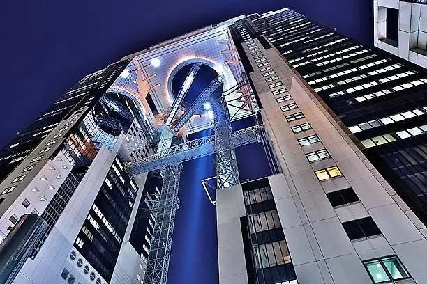 Daire Luxury 3 Bedroom Namba Skyscraper - 400 Ft High & 300 Sq Ft Wrap Around Balcony - 112 Sq Meters - 1,200 Sq Ft - Parking - 180 Degrees City Views - 2024 Toyota Voxy Can Be Packaged With Osaka Japonya
